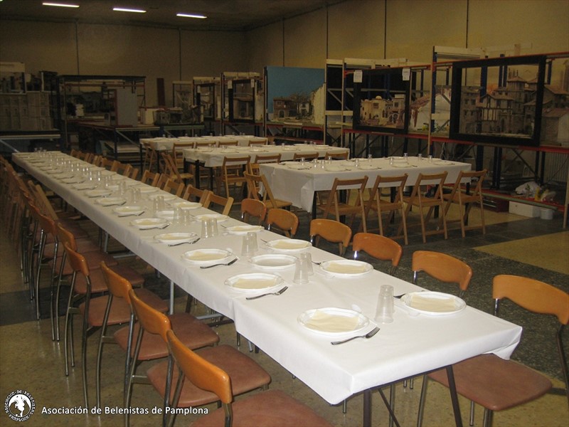 El local preparado, antes de la cena